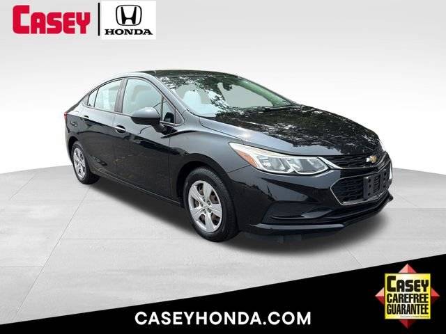 2017 Chevrolet Cruze LS FWD photo
