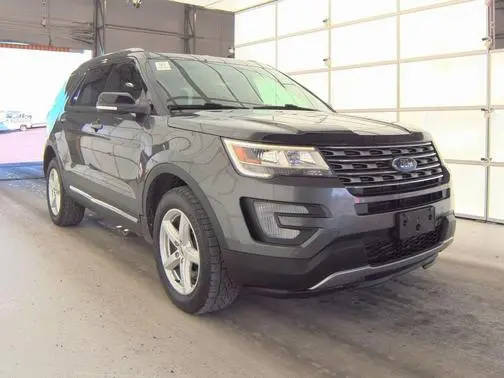 2017 Ford Explorer XLT 4WD photo