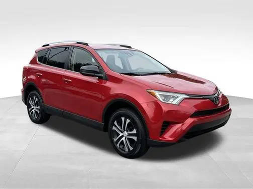 2017 Toyota RAV4 LE AWD photo
