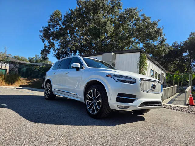 2017 Volvo XC90 Inscription AWD photo