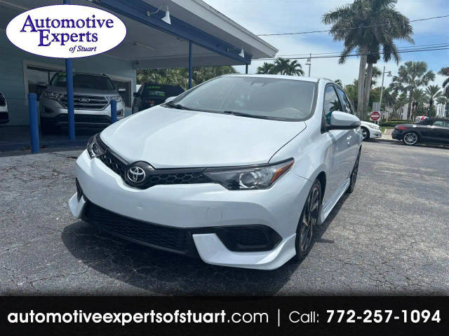 2017 Toyota Corolla iM FWD photo