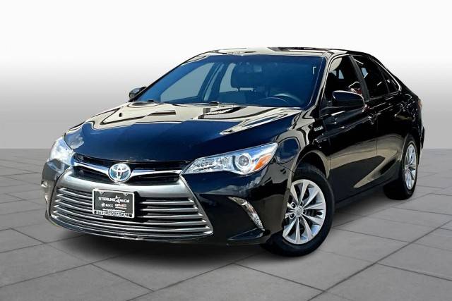 2017 Toyota Camry Hybrid LE FWD photo