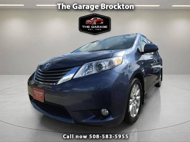 2017 Toyota Sienna XLE Premium AWD photo