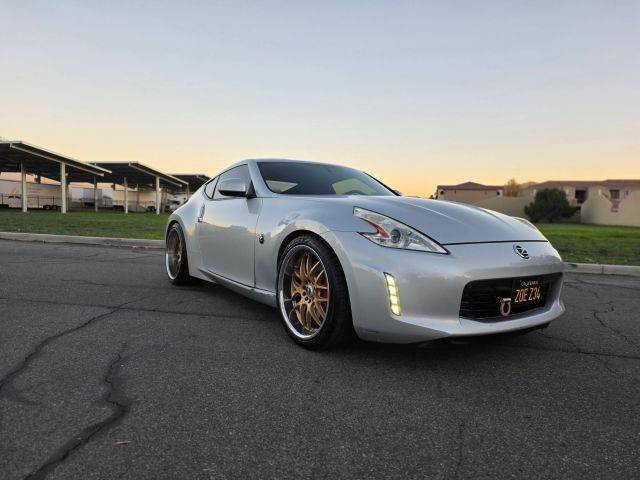 2017 Nissan 370Z Sport RWD photo