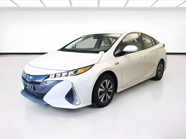 2017 Toyota Prius Prime Plus FWD photo