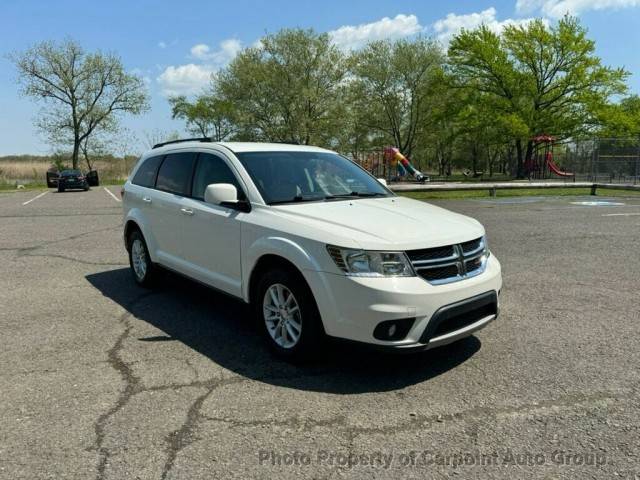 2015 Dodge Journey SXT FWD photo