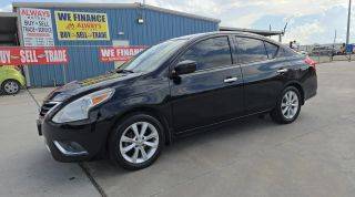 2015 Nissan Versa SL FWD photo