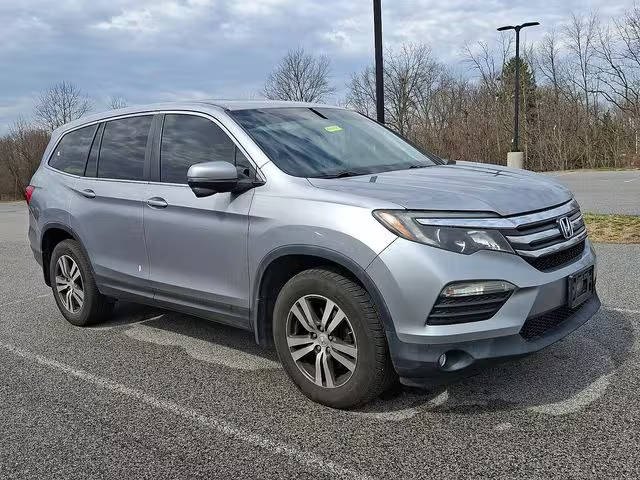 2017 Honda Pilot EX-L AWD photo