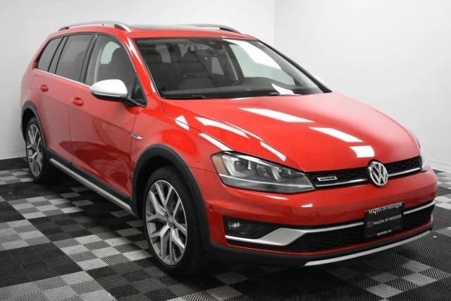 2017 Volkswagen Golf Alltrack SEL AWD photo