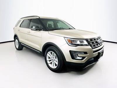 2017 Ford Explorer XLT FWD photo