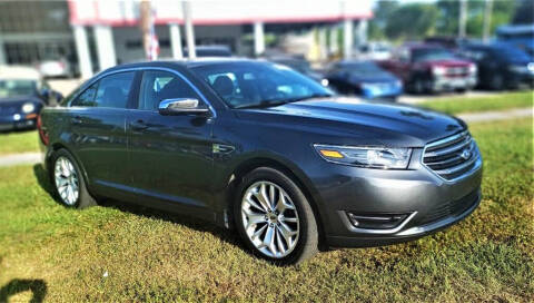 2016 Ford Taurus Limited FWD photo