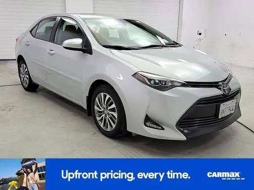 2017 Toyota Corolla XLE FWD photo