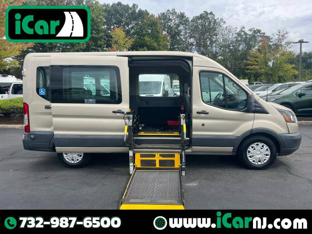 2017 Ford Transit Passenger Wagon XL RWD photo