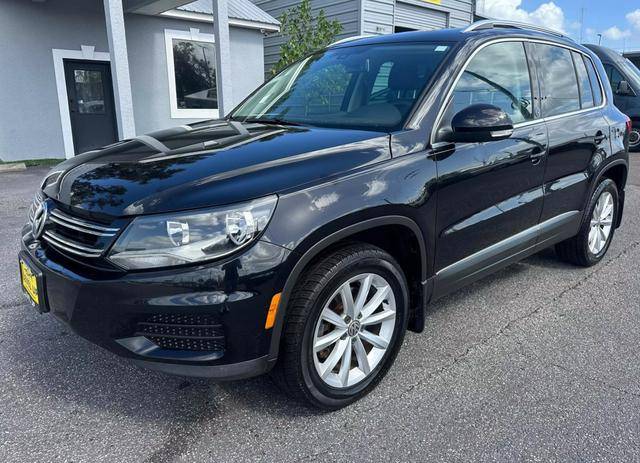 2017 Volkswagen Tiguan Wolfsburg Edition AWD photo