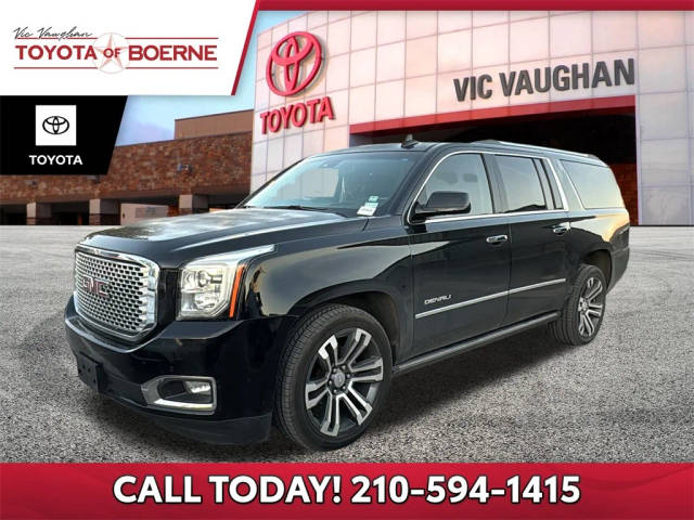 2017 GMC Yukon XL Denali RWD photo