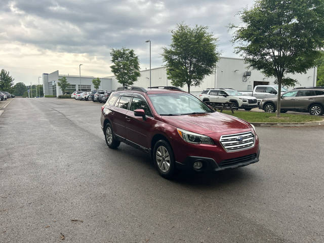 2017 Subaru Outback Premium AWD photo