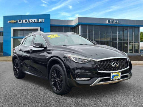 2017 Infiniti QX30 Premium AWD photo