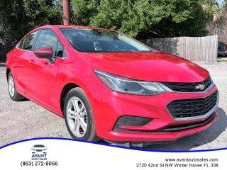 2017 Chevrolet Cruze LT FWD photo