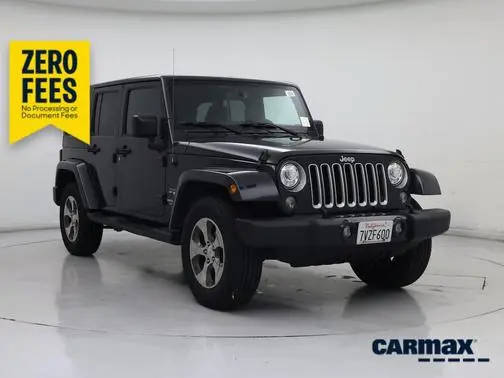 2017 Jeep Wrangler Unlimited Sahara 4WD photo