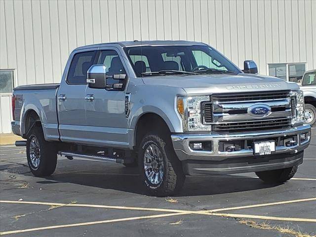 2017 Ford F-250 Super Duty XLT 4WD photo