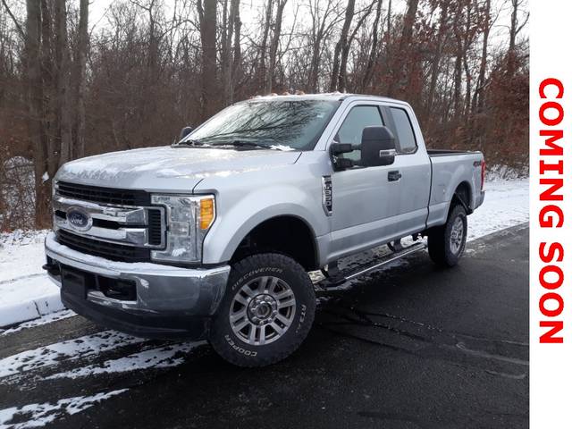 2017 Ford F-350 Super Duty XL 4WD photo