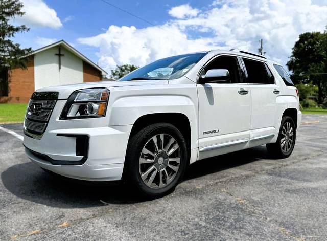 2017 GMC Terrain Denali AWD photo