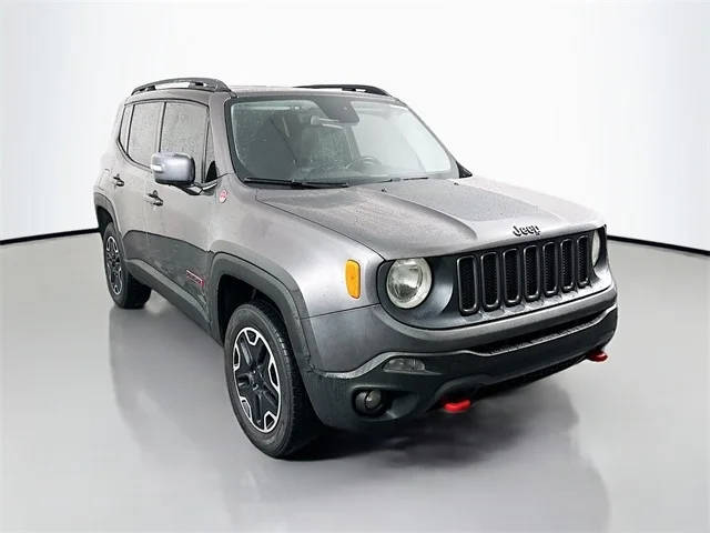 2017 Jeep Renegade Trailhawk 4WD photo