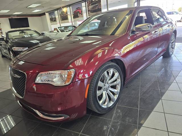 2017 Chrysler 300 300C RWD photo