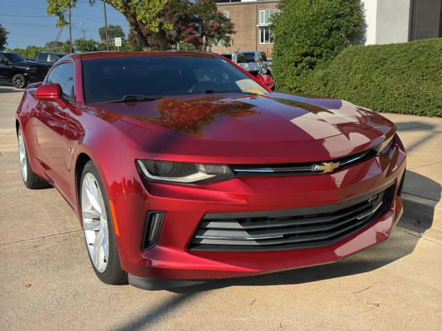 2017 Chevrolet Camaro 2LT RWD photo