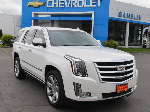 2017 Cadillac Escalade Premium Luxury 4WD photo