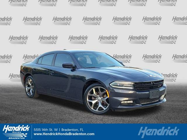 2017 Dodge Charger SXT RWD photo