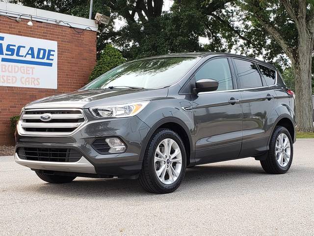 2017 Ford Escape SE FWD photo