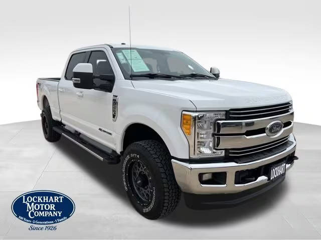 2017 Ford F-250 Super Duty Lariat 4WD photo
