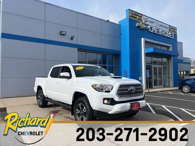 2017 Toyota Tacoma TRD Sport 4WD photo