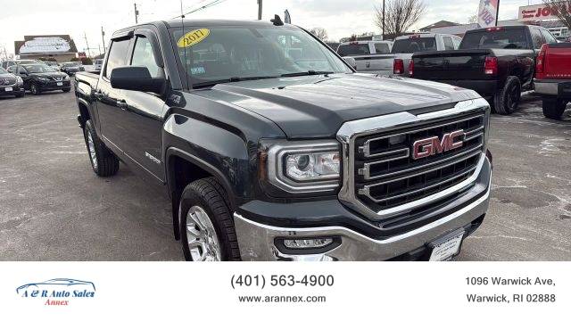 2017 GMC Sierra 1500 SLE 4WD photo