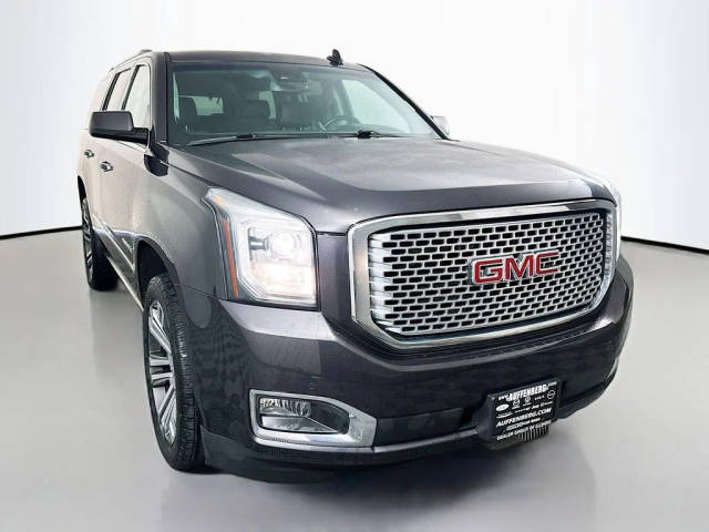 2017 GMC Yukon Denali RWD photo