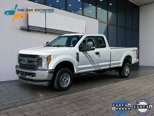 2017 Ford F-250 Super Duty XL 4WD photo