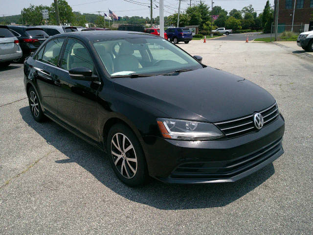 2017 Volkswagen Jetta 1.4T SE FWD photo