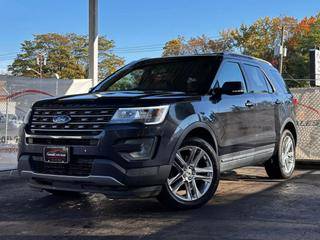 2017 Ford Explorer XLT 4WD photo