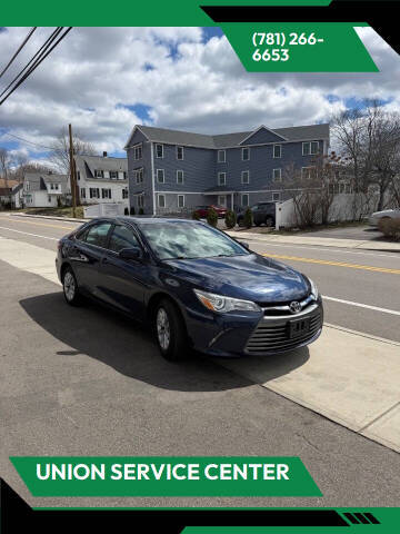 2017 Toyota Camry LE FWD photo