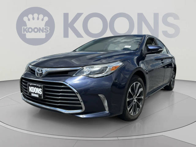 2016 Toyota Avalon XLE Plus FWD photo