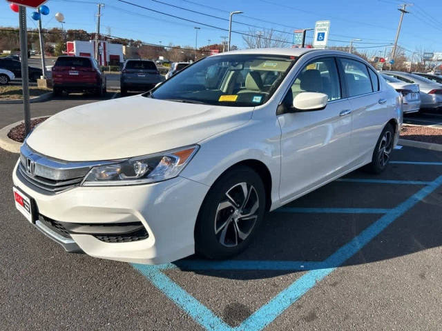 2017 Honda Accord LX FWD photo