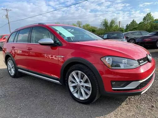 2017 Volkswagen Golf Alltrack S AWD photo