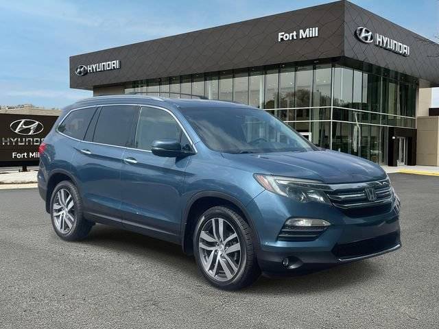 2017 Honda Pilot Elite AWD photo