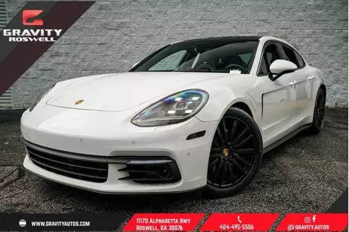 2017 Porsche Panamera 4S AWD photo