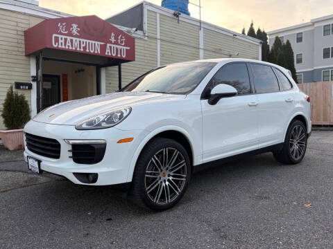 2017 Porsche Cayenne Platinum Edition AWD photo