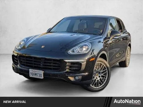 2017 Porsche Cayenne S AWD photo