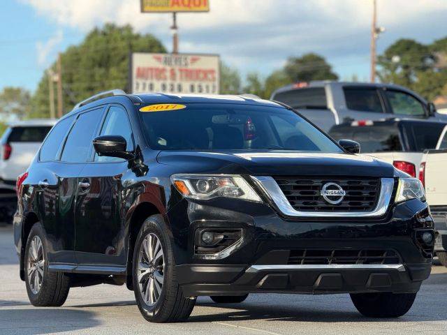 2017 Nissan Pathfinder SL FWD photo