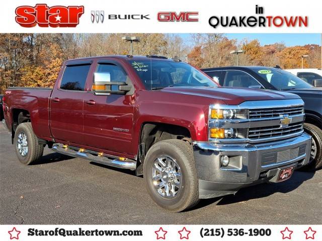 2017 Chevrolet Silverado 2500HD LT 4WD photo