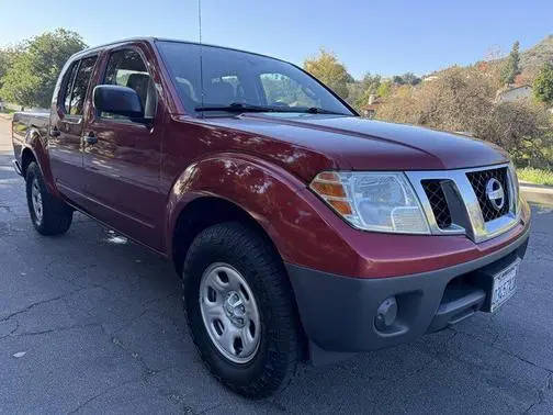 2015 Nissan Frontier S RWD photo